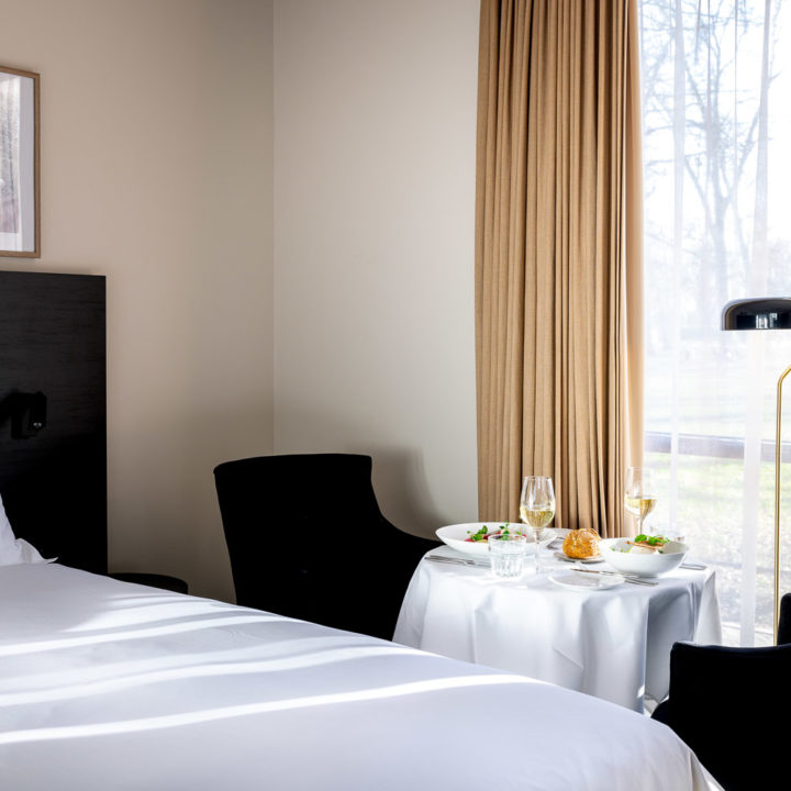 In-room dining at Pillows Hotels Deventer