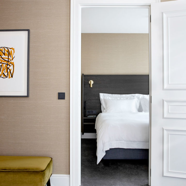 Pillow top suite hotel